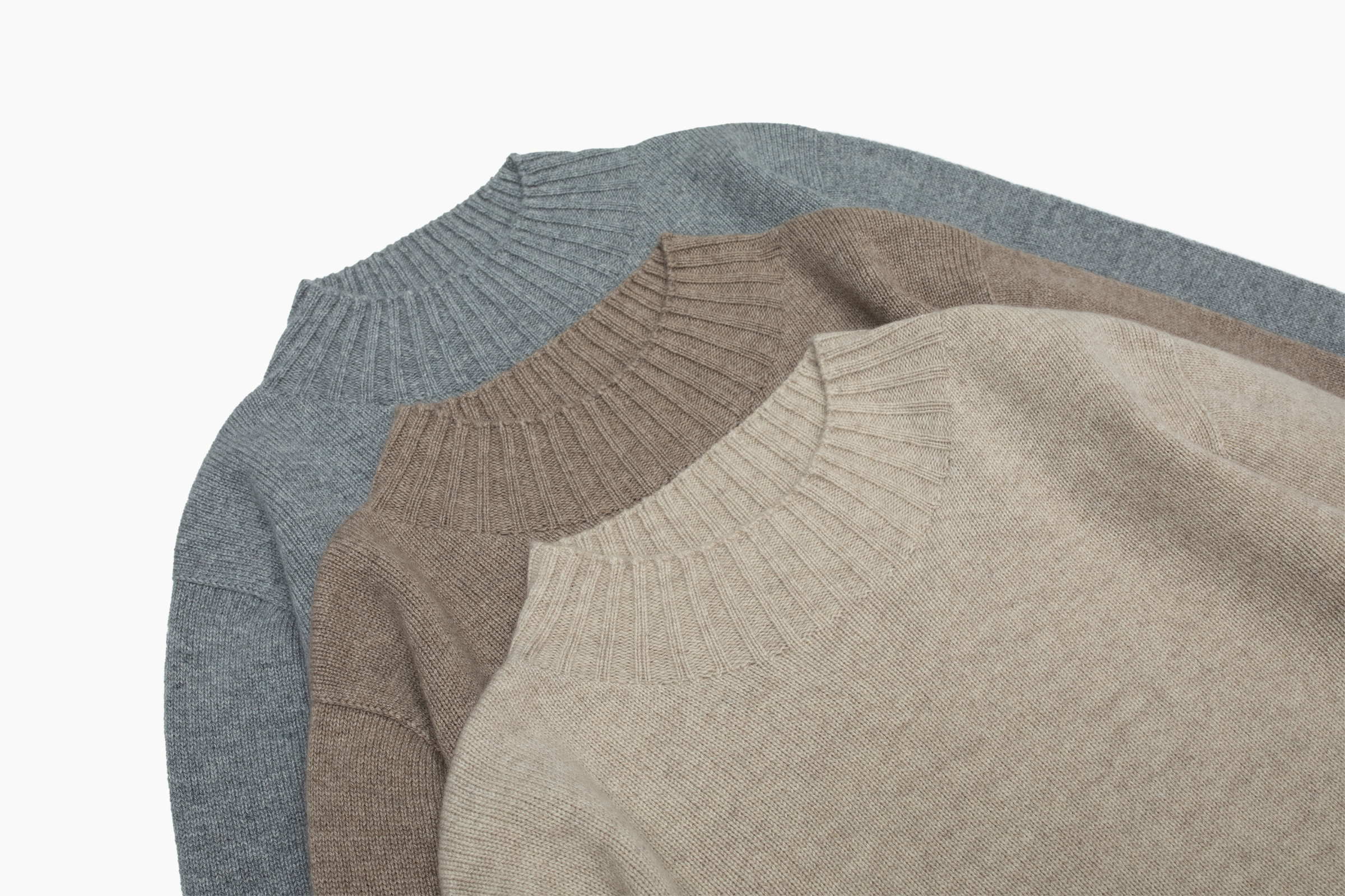 小金象BABY CASHMERE 100%女8针一体成型中厚基础小半高领套头衫