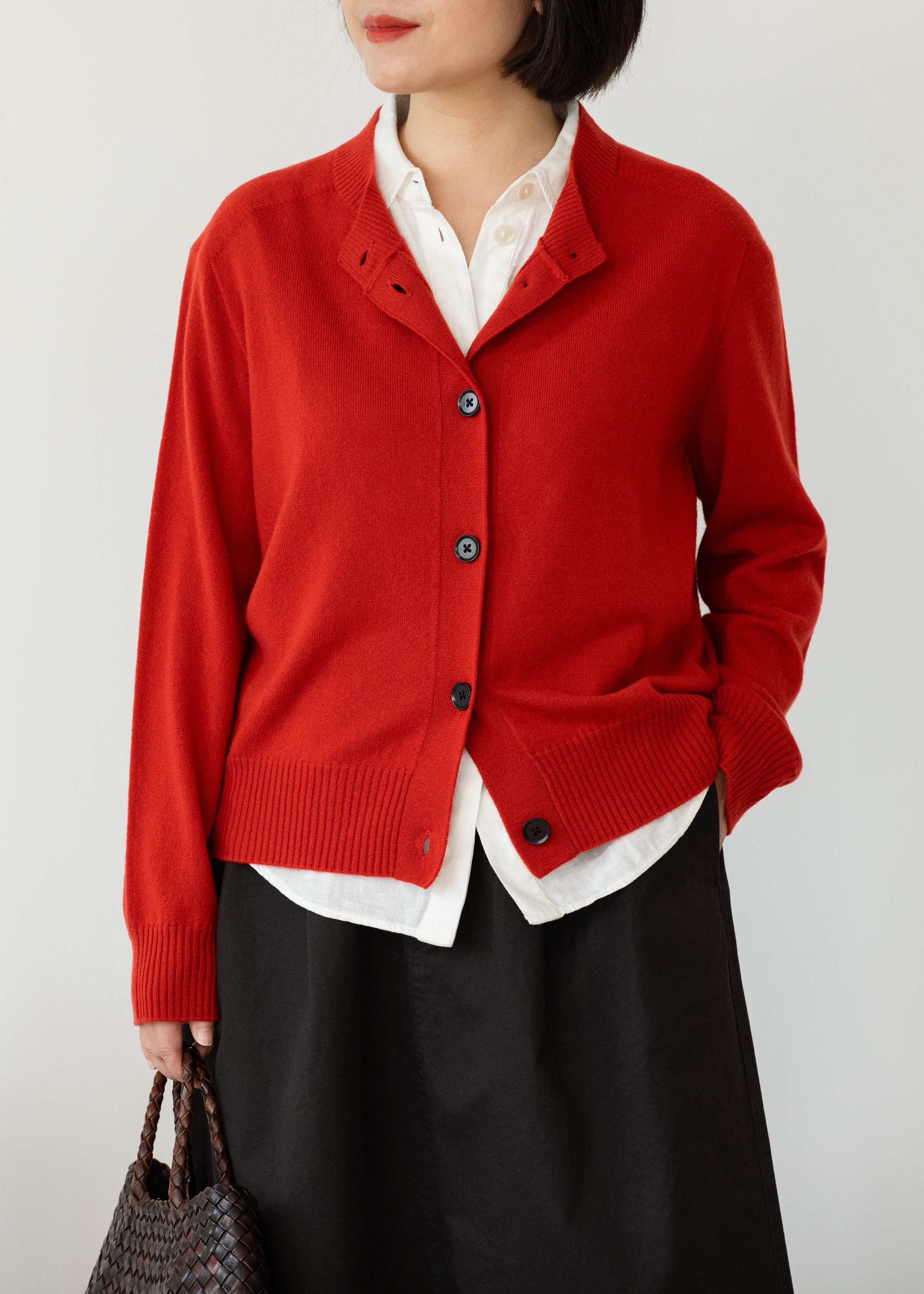 小金象山羊绒100%女无缝一体成型薄款圆领马鞍肩宽松长袖纽扣开衫