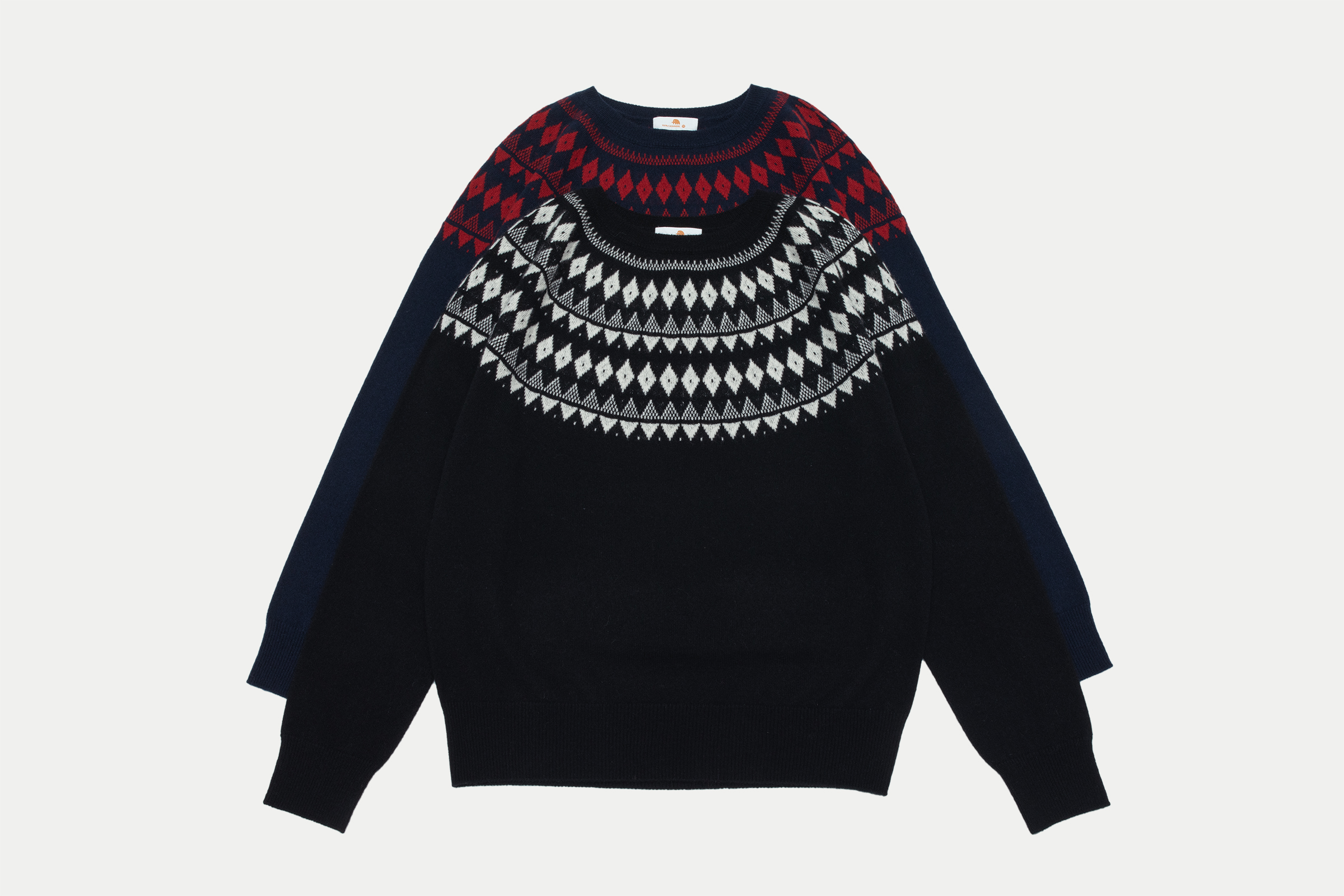 小金象 山羊绒100% 女无缝一体成型12针薄款费尔岛圆领长袖套头衫