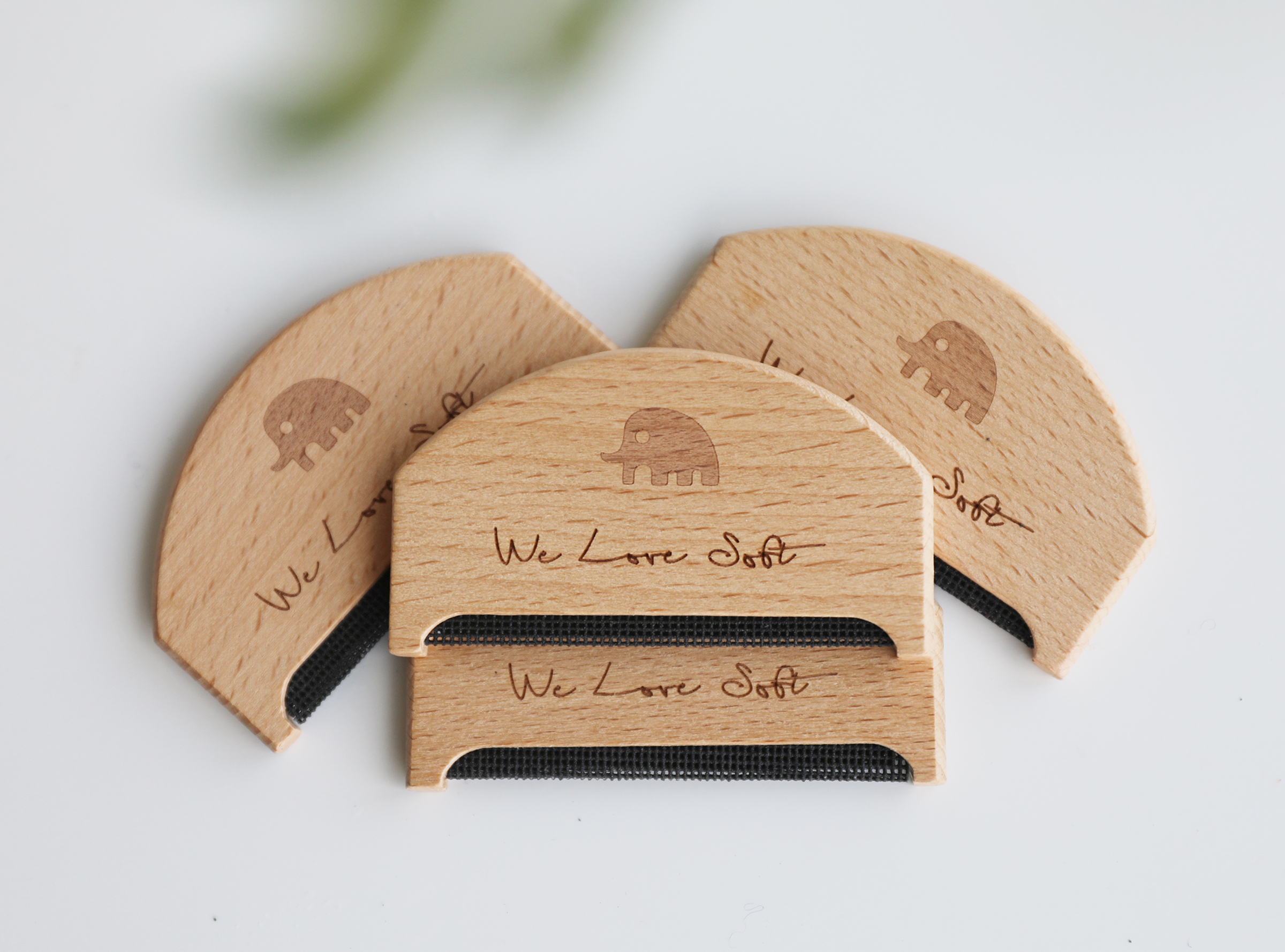 小金象定制榉木毛球梳 - WOOL COMB