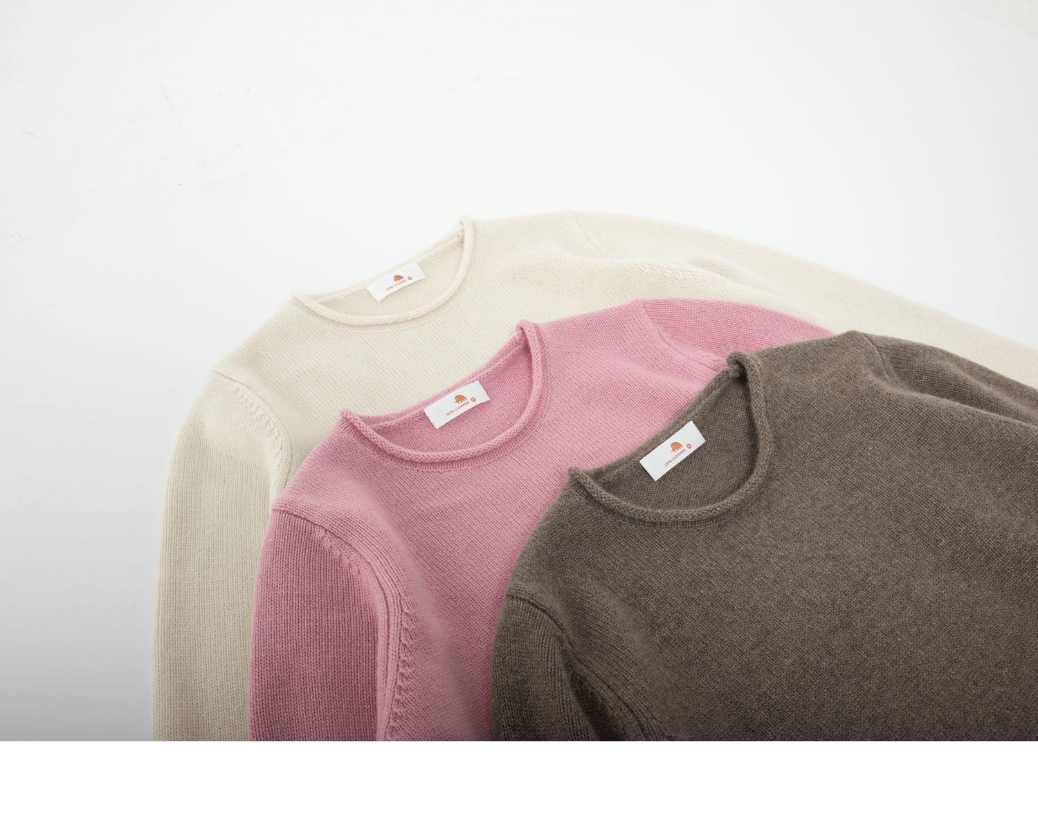 小金象 -山羊绒100% - 女5针3根纱加厚自然卷边圆领长袖衫 康赛妮