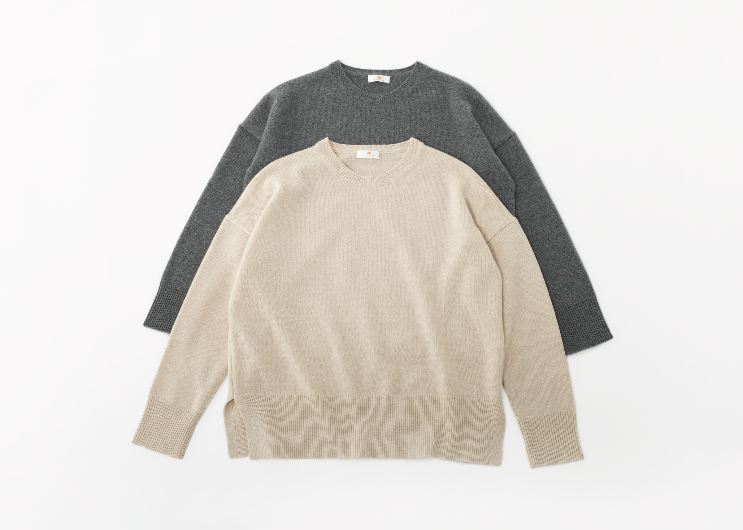 小金象 山羊绒100% - Easy Chic 女7针2根纱圆领落肩袖宽松套头衫