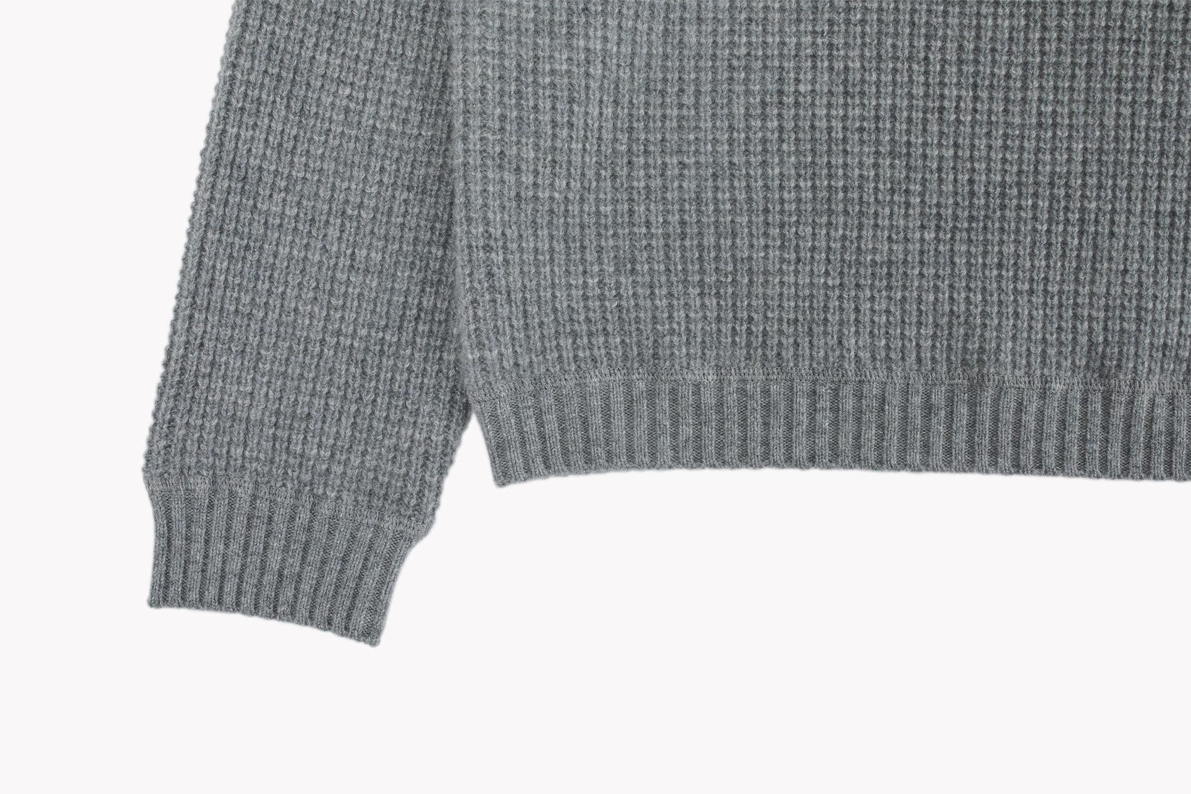 小金象 山羊绒100% -女7针中厚特殊元宝针圆领宽松短款绷缝套头衫