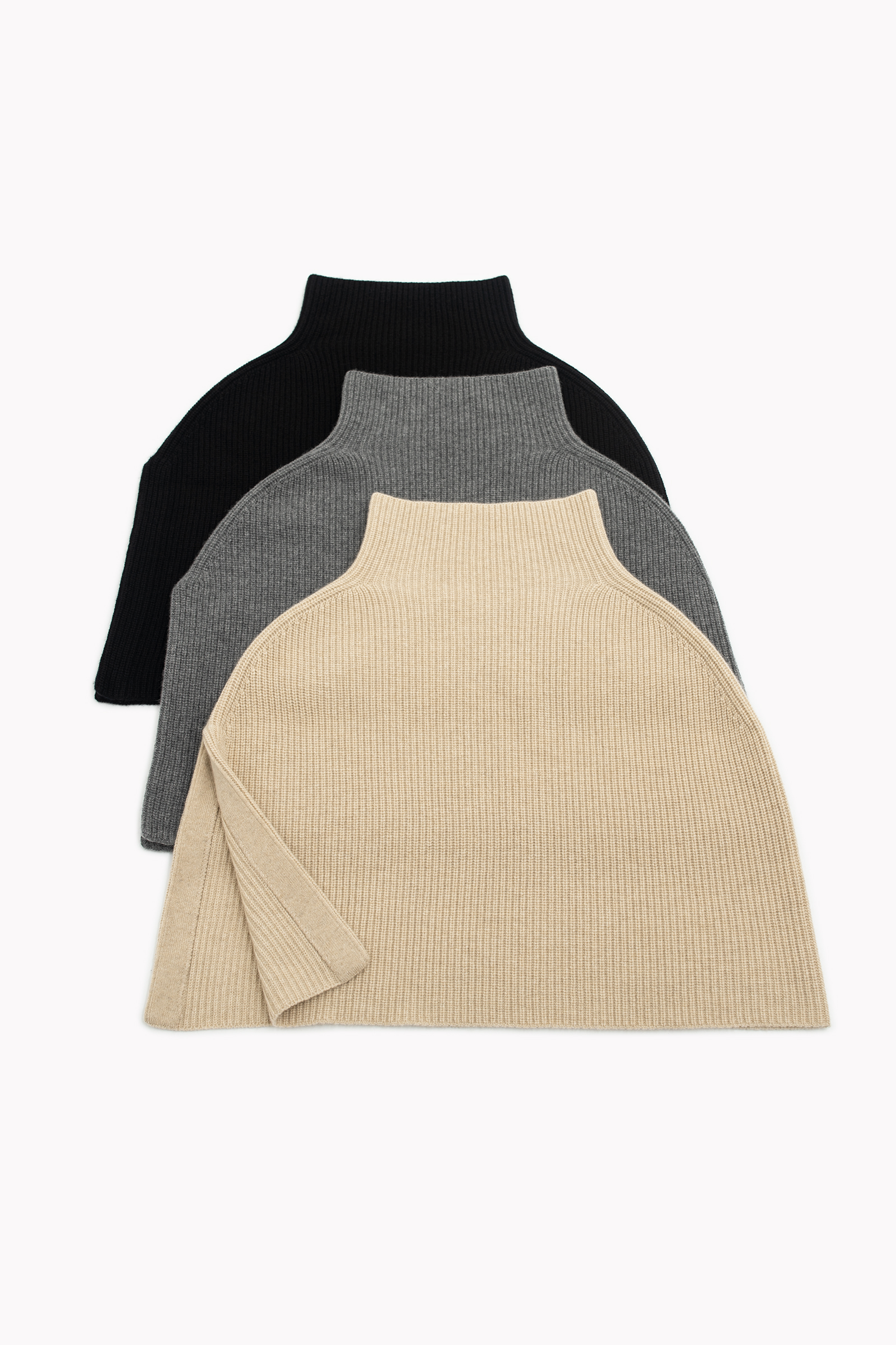 小金象 -山羊绒100% - 女7针中厚便携保暖针织小斗篷Poncho康赛妮