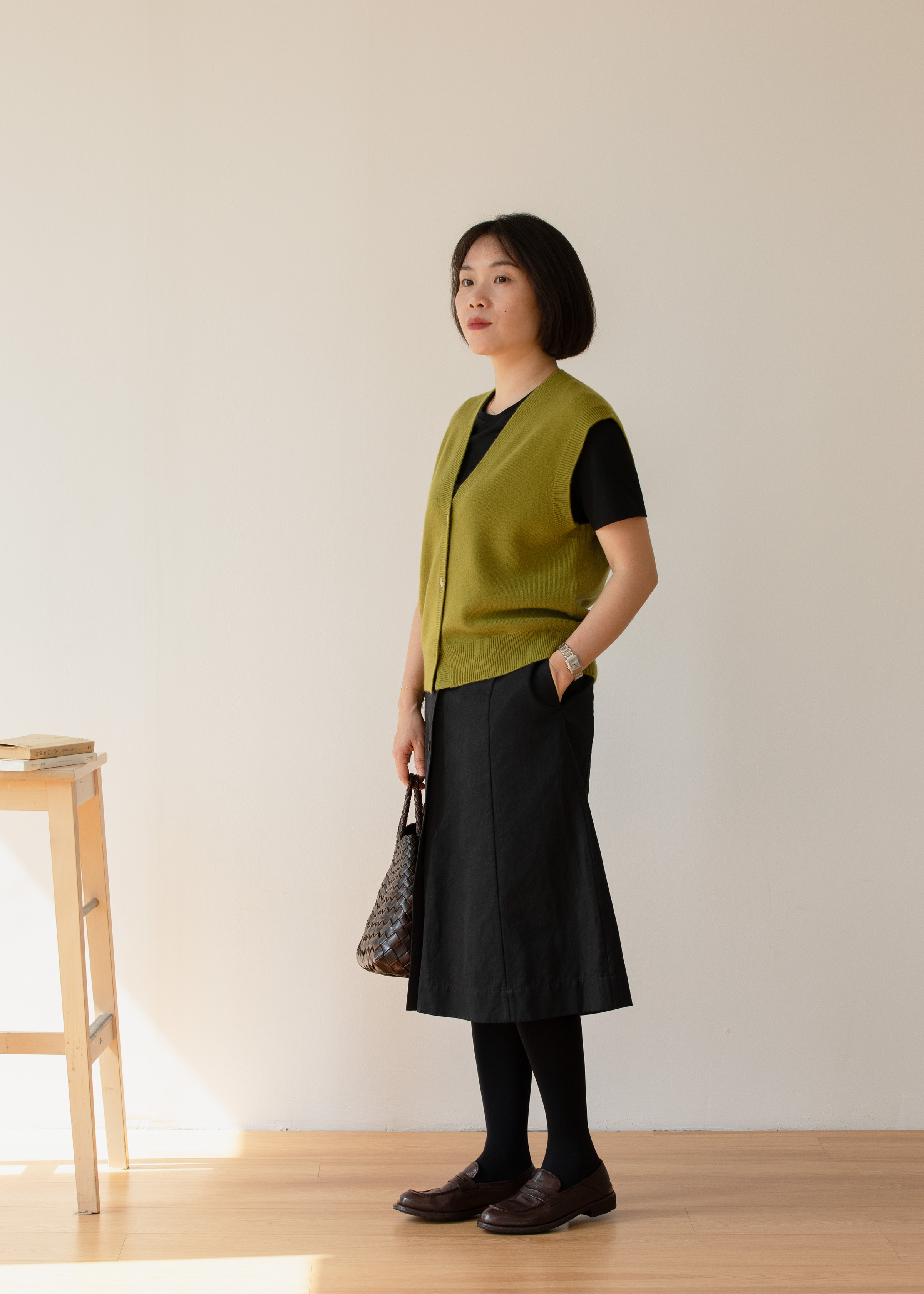 小金象 CASHMERE 100% - 女12针中厚四平组织宽松V领针织开衫背心