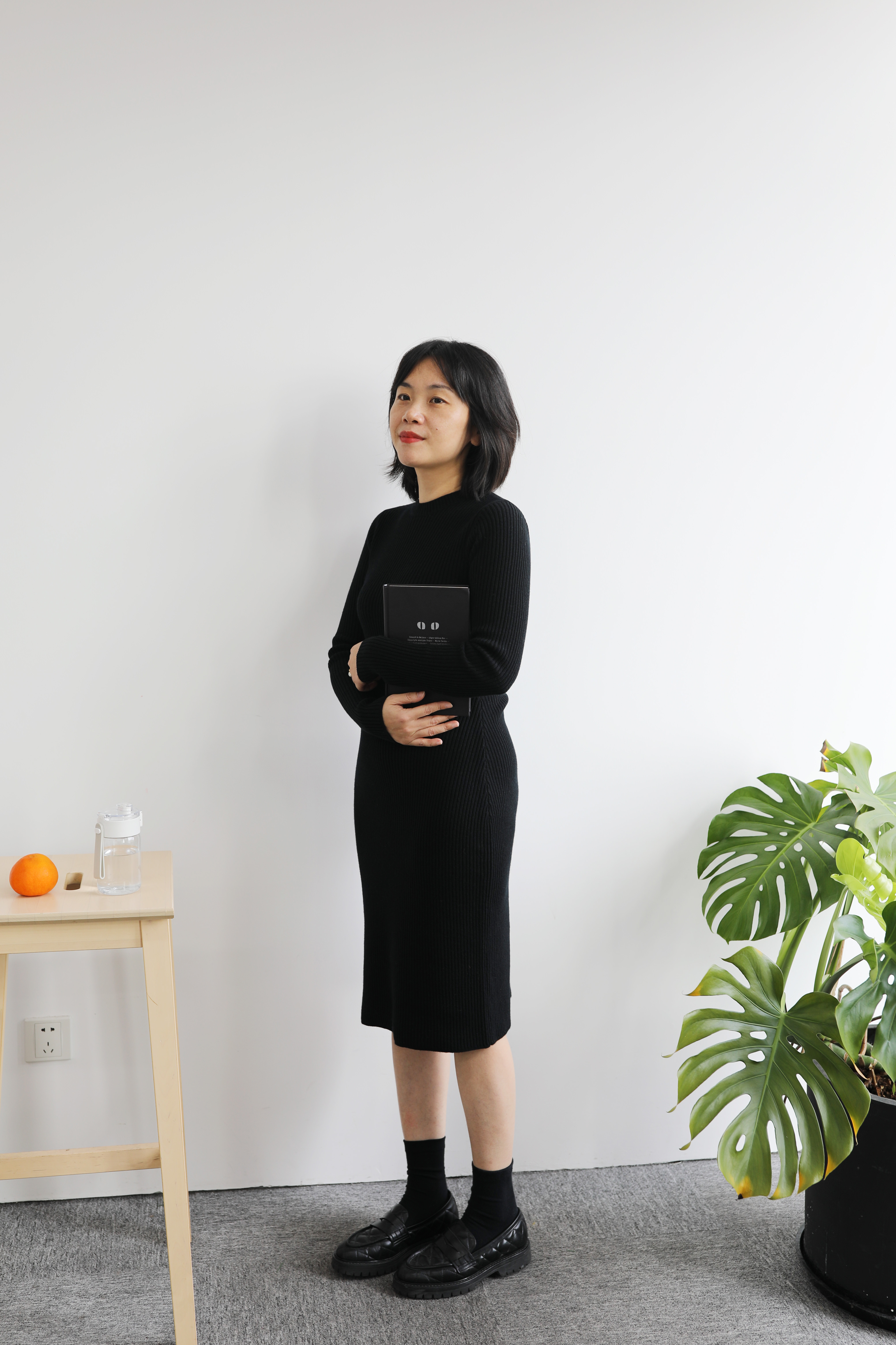 小金象 山羊绒100%-女36支中厚羊绒针织罗纹圆领修身收腰连衣长裙