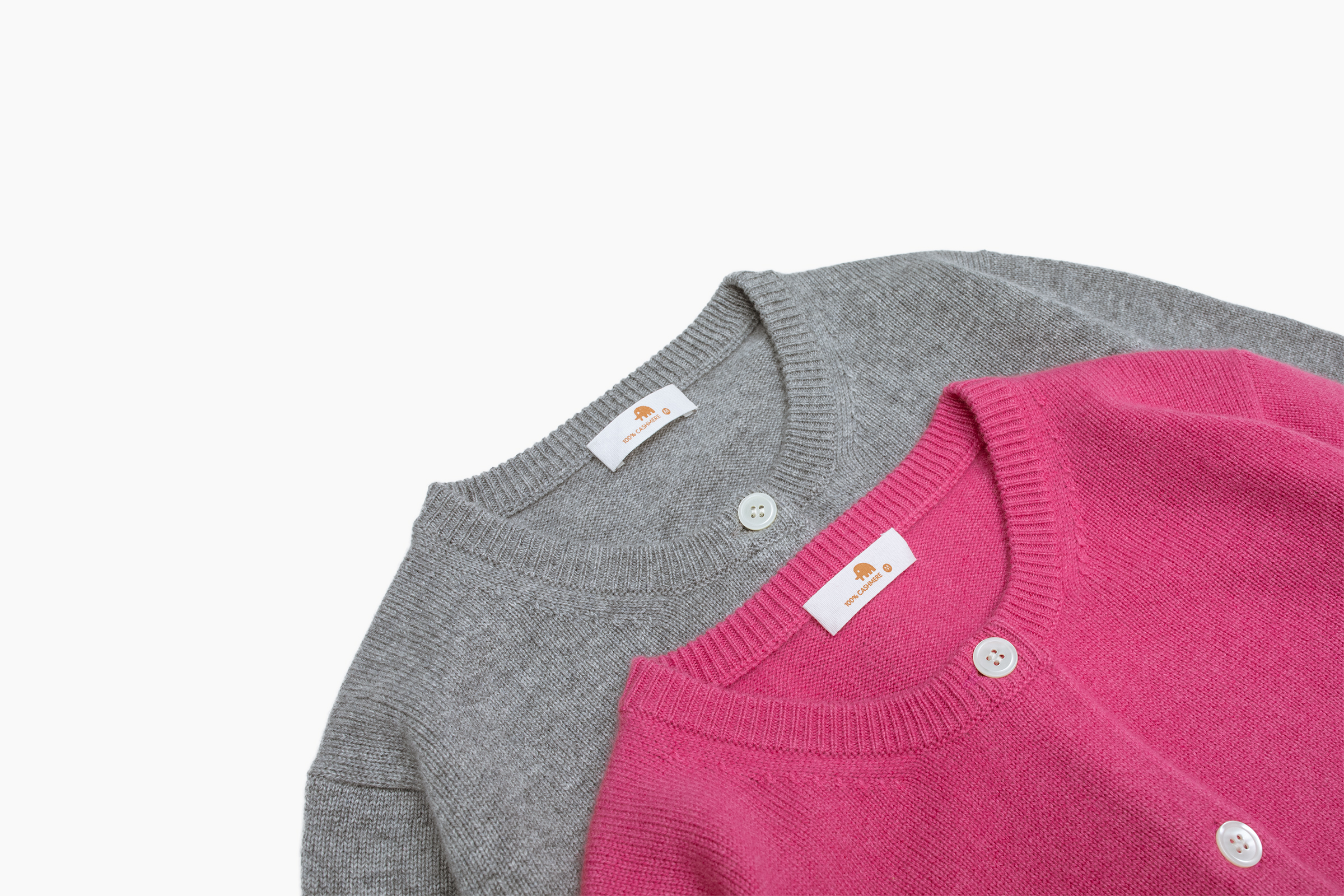 小金象 BABY CASHMERE 100% 女9针中厚小山羊绒短款圆领长袖开衫