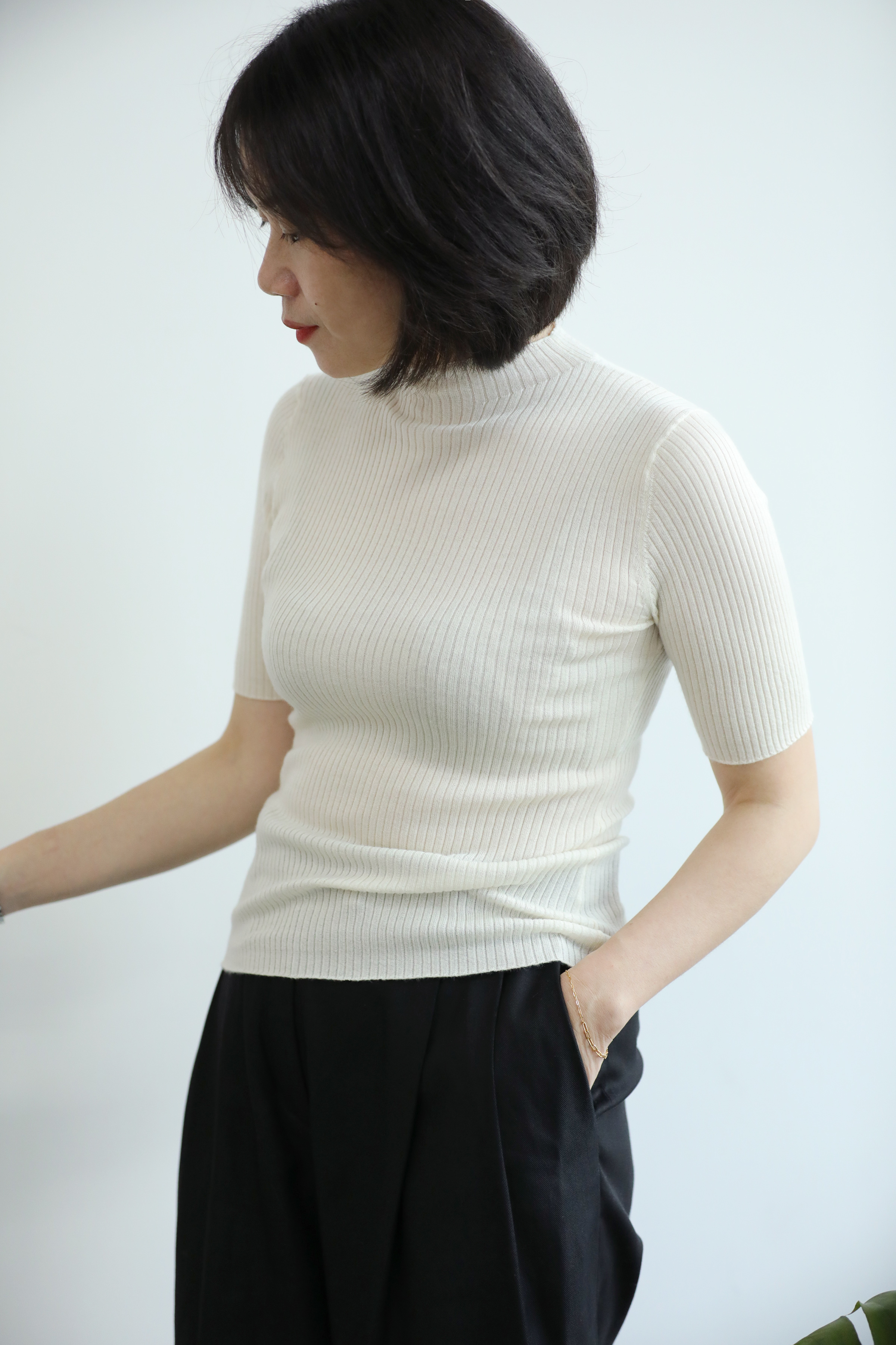 小金象 山羊绒70%真丝30%-春秋轻薄修身半高领短袖针织罗纹套头衫