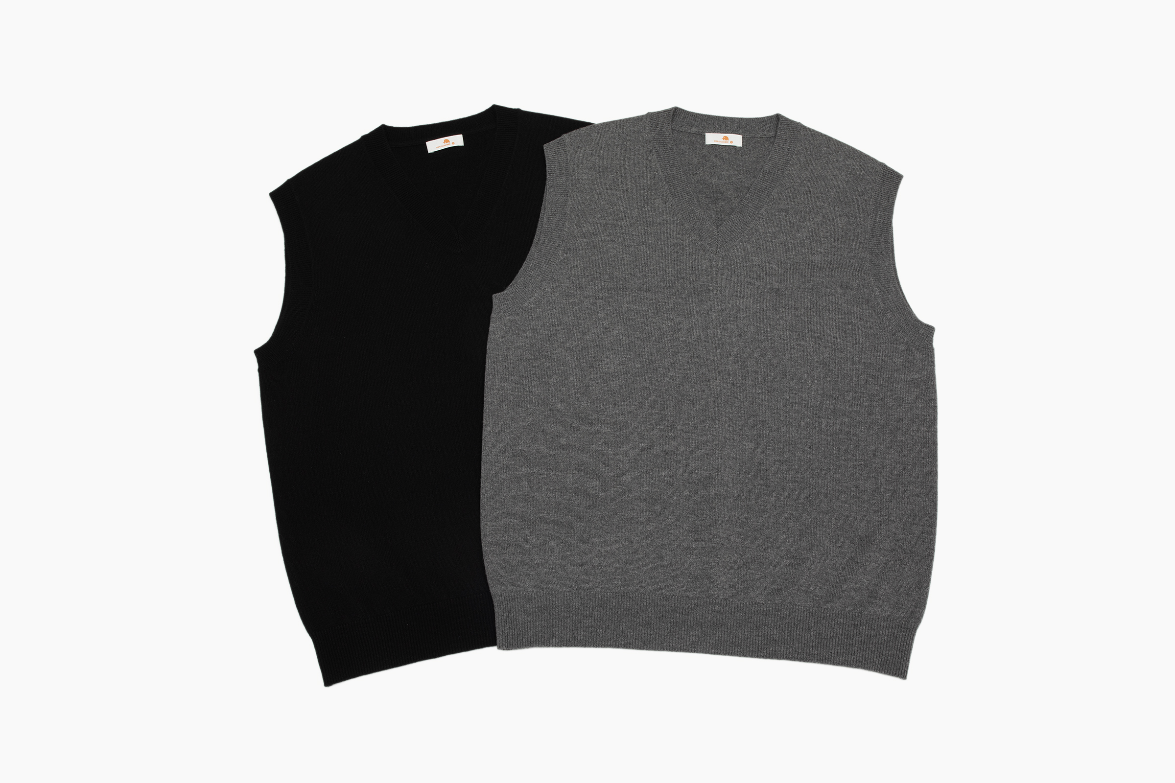 小金象 CASHMERE 100% 日常通勤男2/36支中厚加密V领保暖套头背心