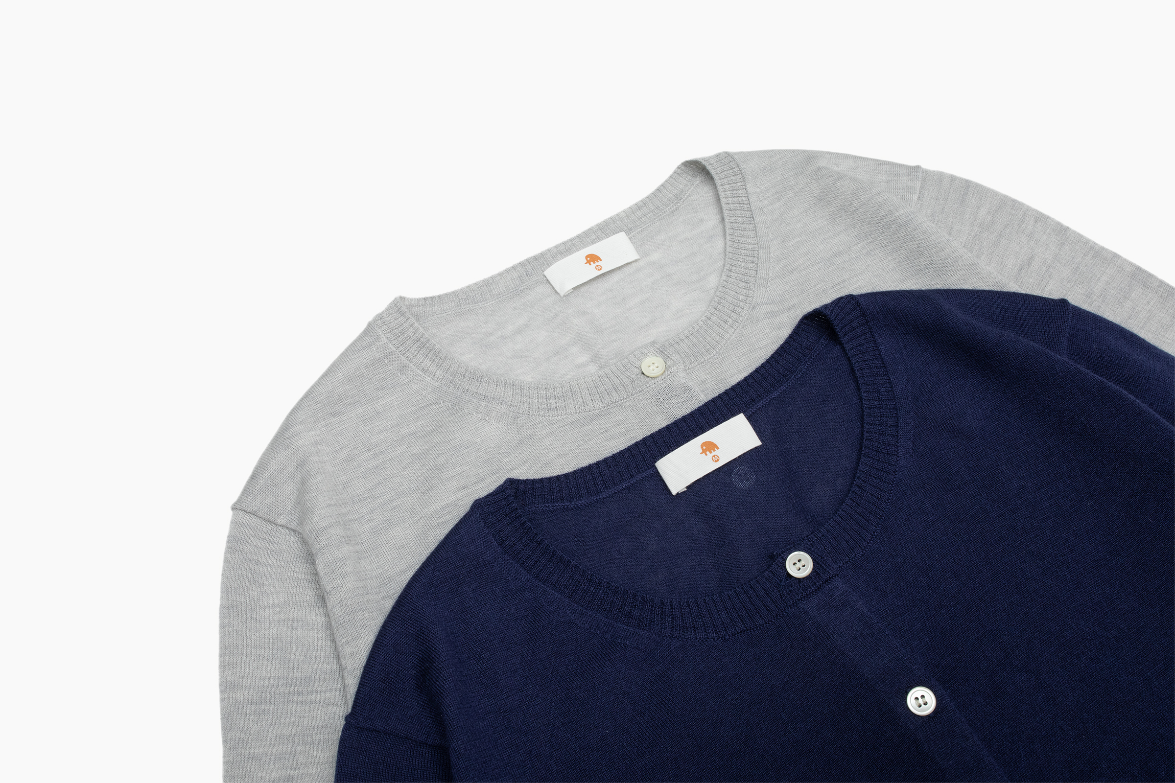 小金象 山羊绒70%真丝30% 女春秋轻薄灵动基础通勤圆领长袖开衫