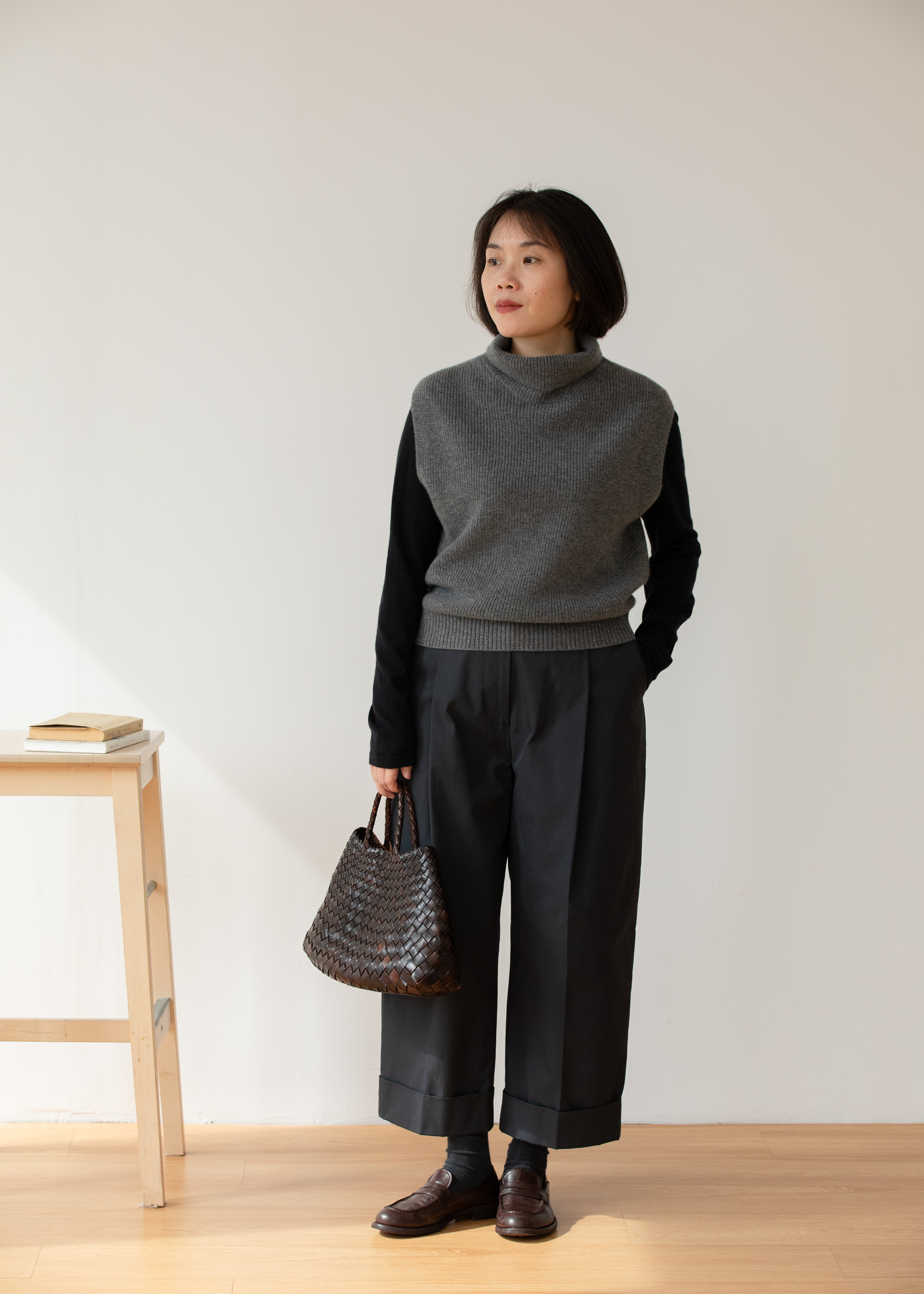 小金象 山羊绒100%女9针厚实元宝针织两翻高领堆堆领保暖背心马甲