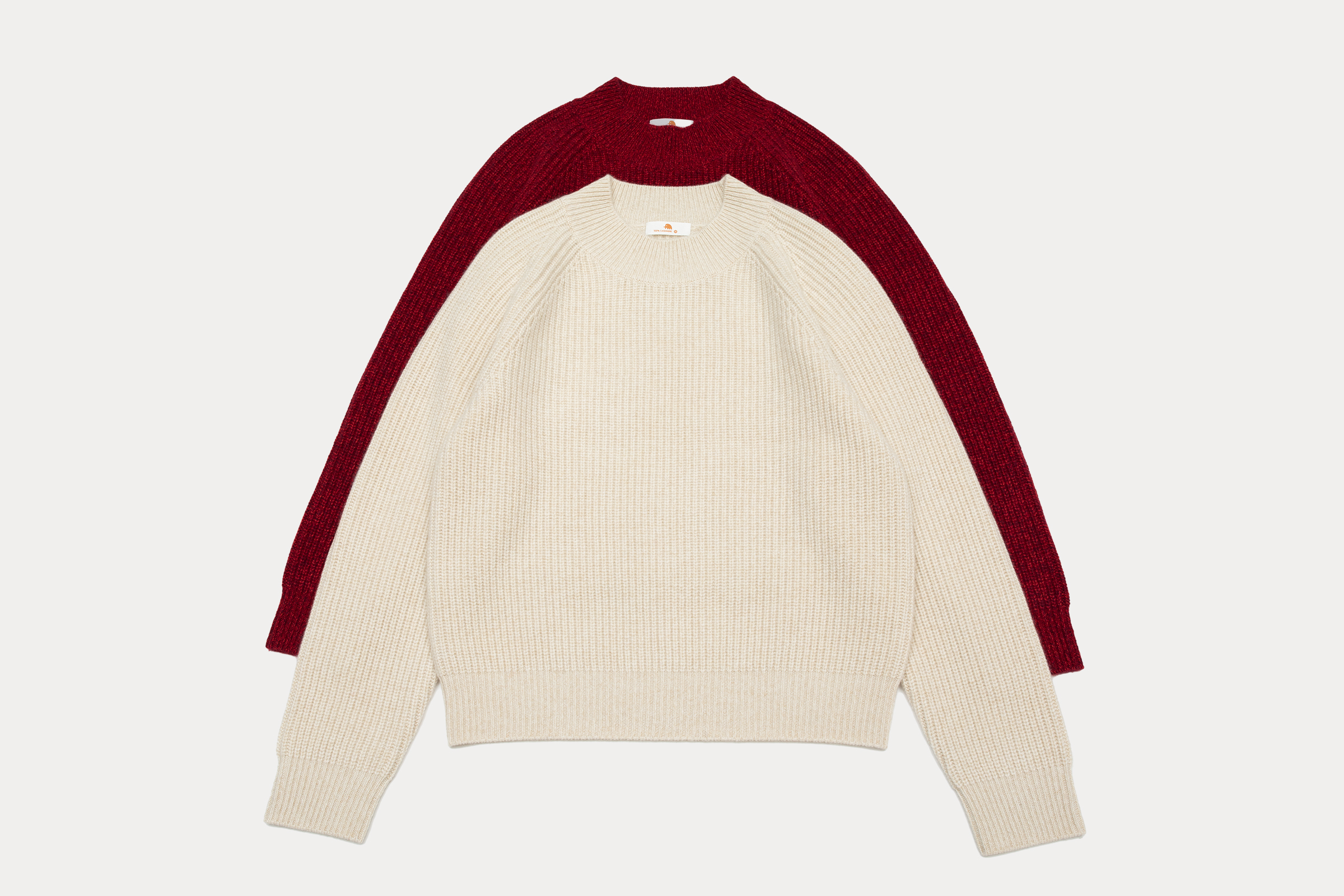 小金象 山羊绒100%女7针6/26支加厚单元宝半高领插肩袖宽松套头衫