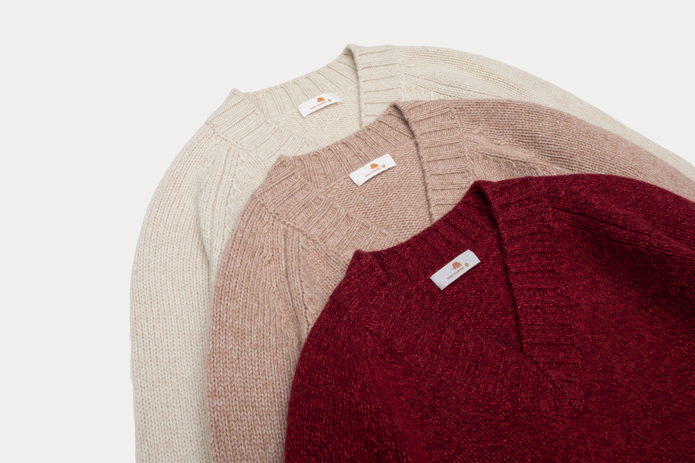 小金象 山羊绒100% 女加厚3针6股26支花纱V领宽松插肩袖套头衫