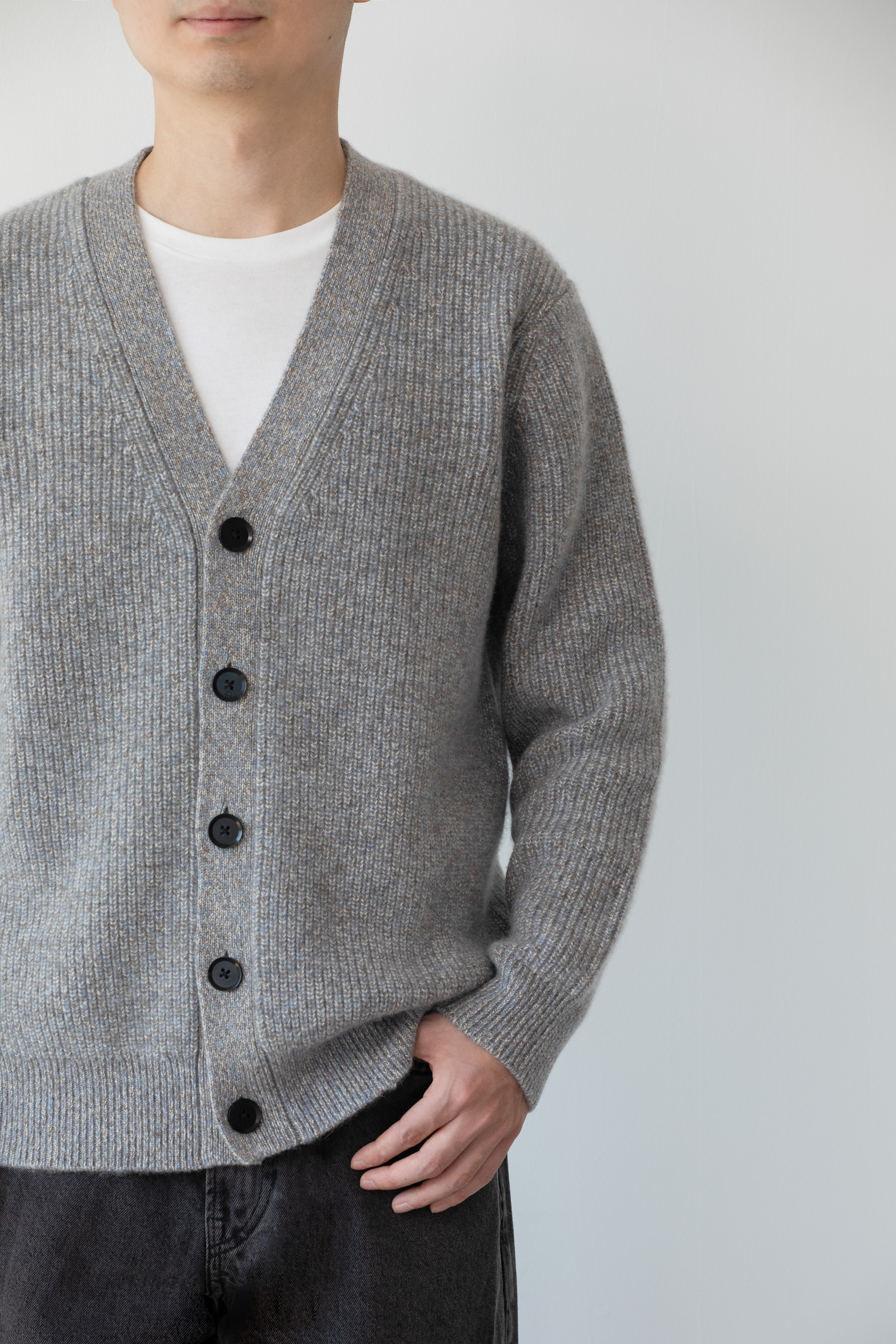 小金象山羊绒100%男7针6/26支单元宝加厚休闲通勤V领纽扣开衫外套