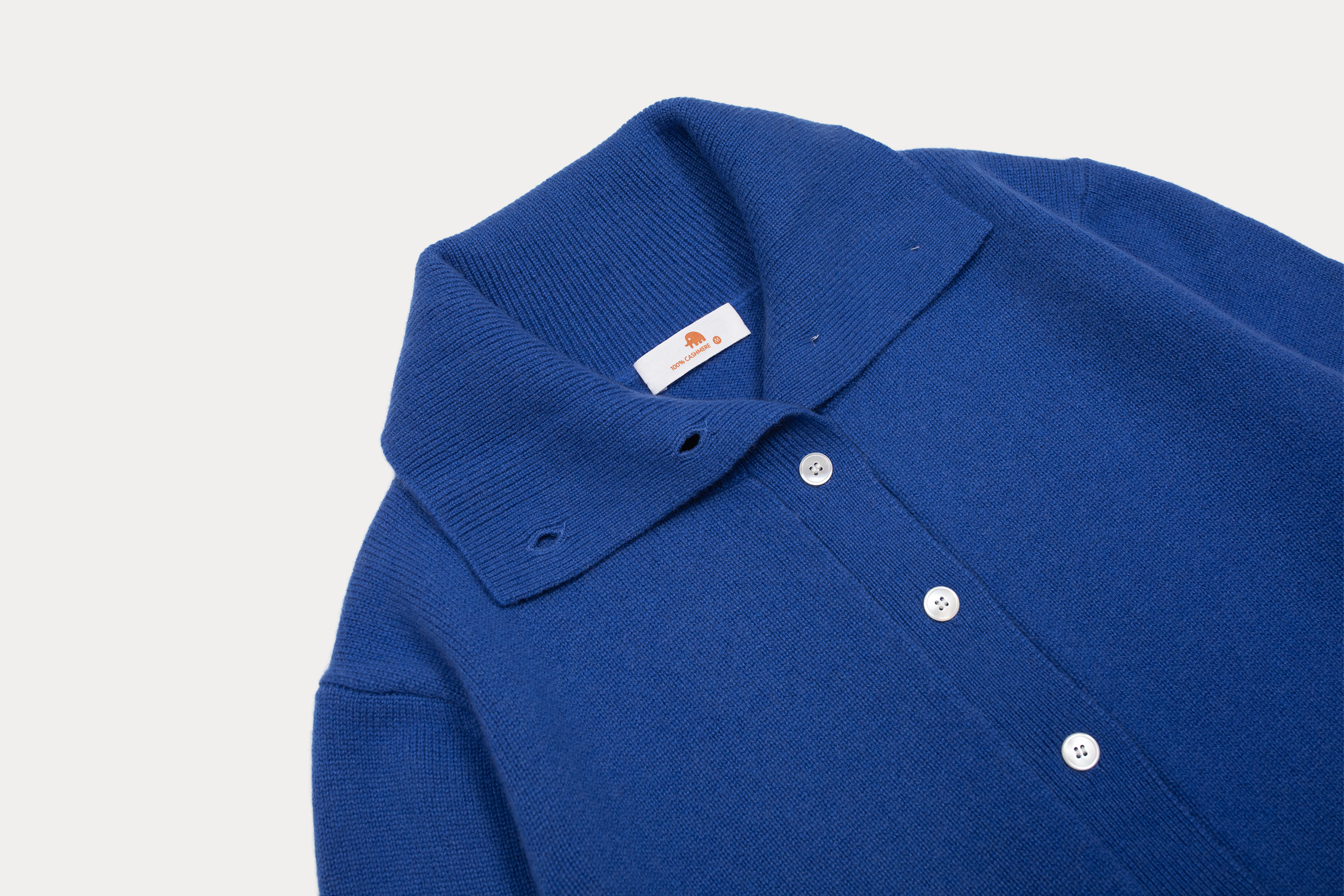 小金象 山羊绒100% 女9针加密中厚短款宽松纽扣高领翻领长袖开衫