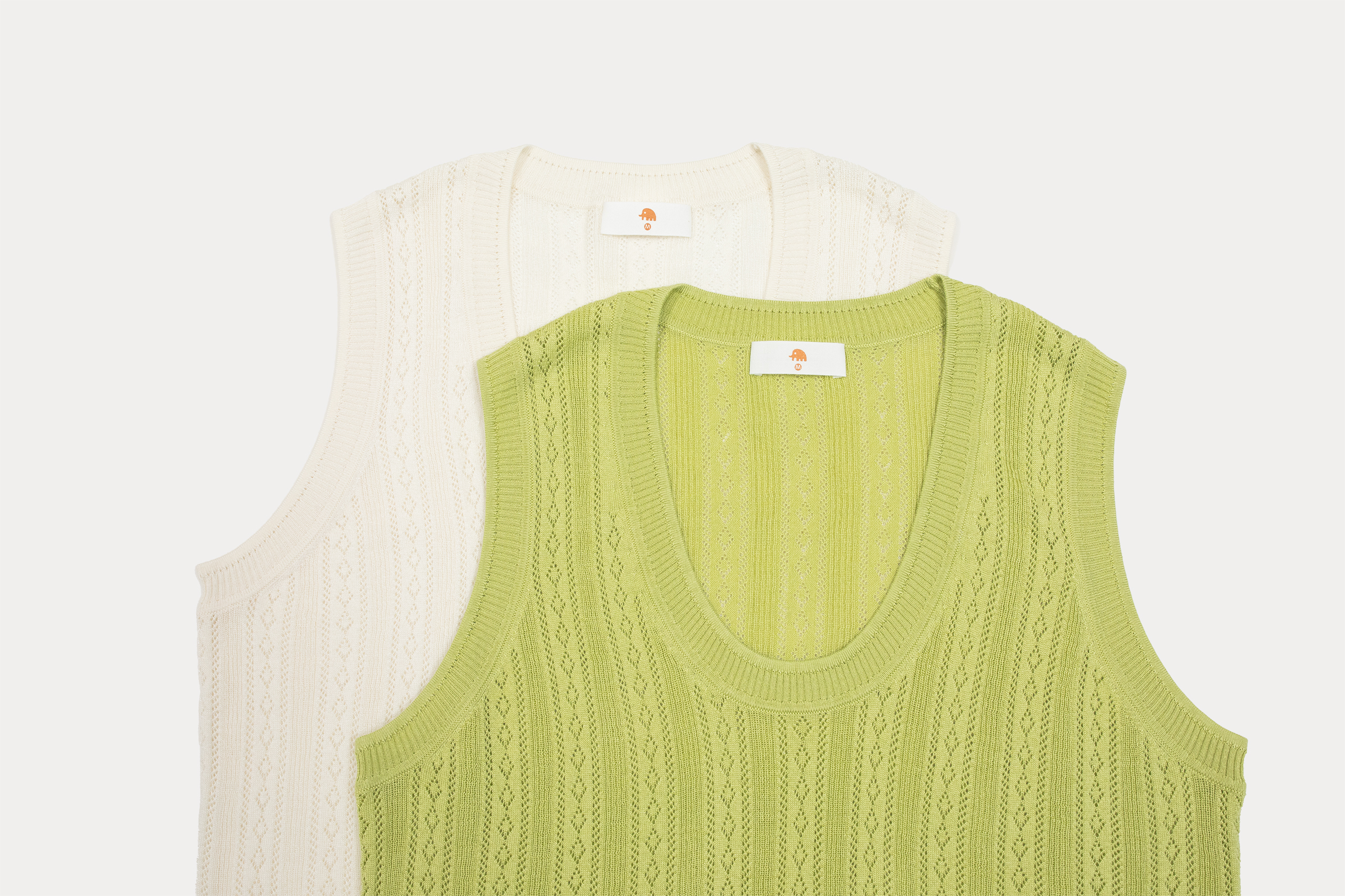 小金象 真丝85%山羊绒15% 女春夏轻薄镂空花纹大U领无袖针织背心