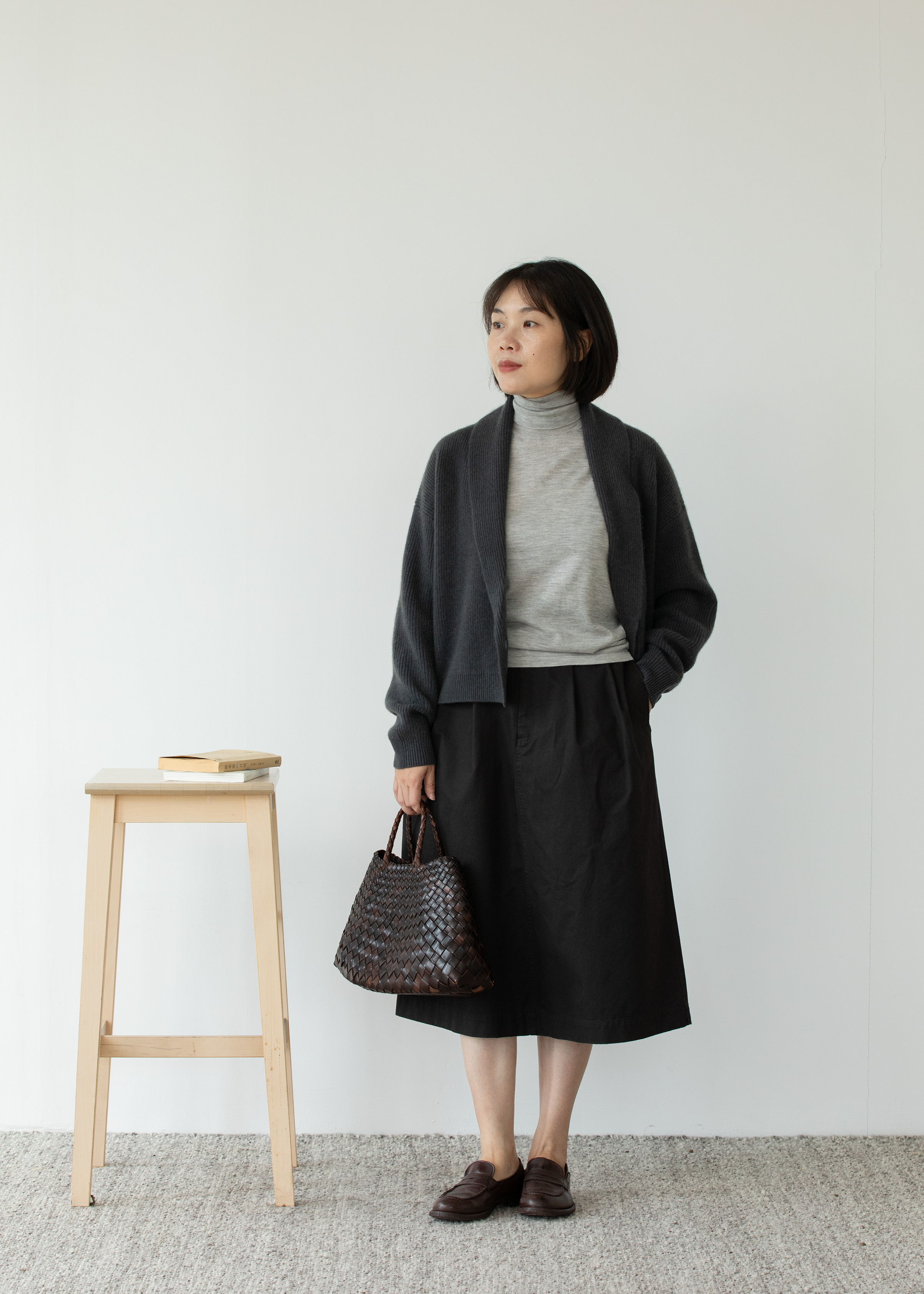 小金象山羊绒100% 女9针中厚单元宝复古青果领落肩袖宽松短款开衫