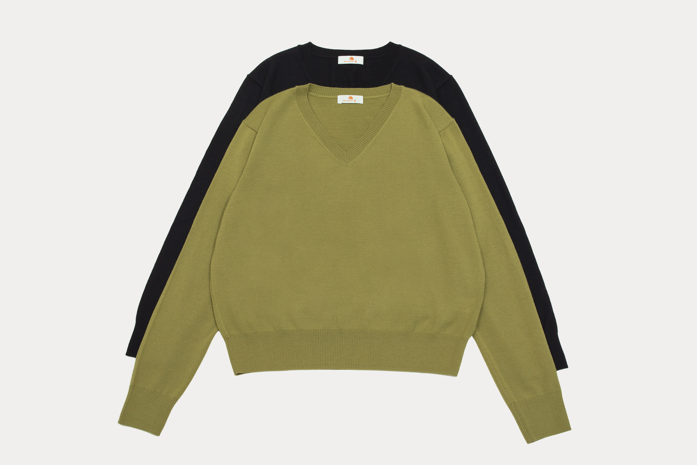 小金象 山羊绒100% 精纺3/68支女轻薄基础通勤V领短款长袖套头衫