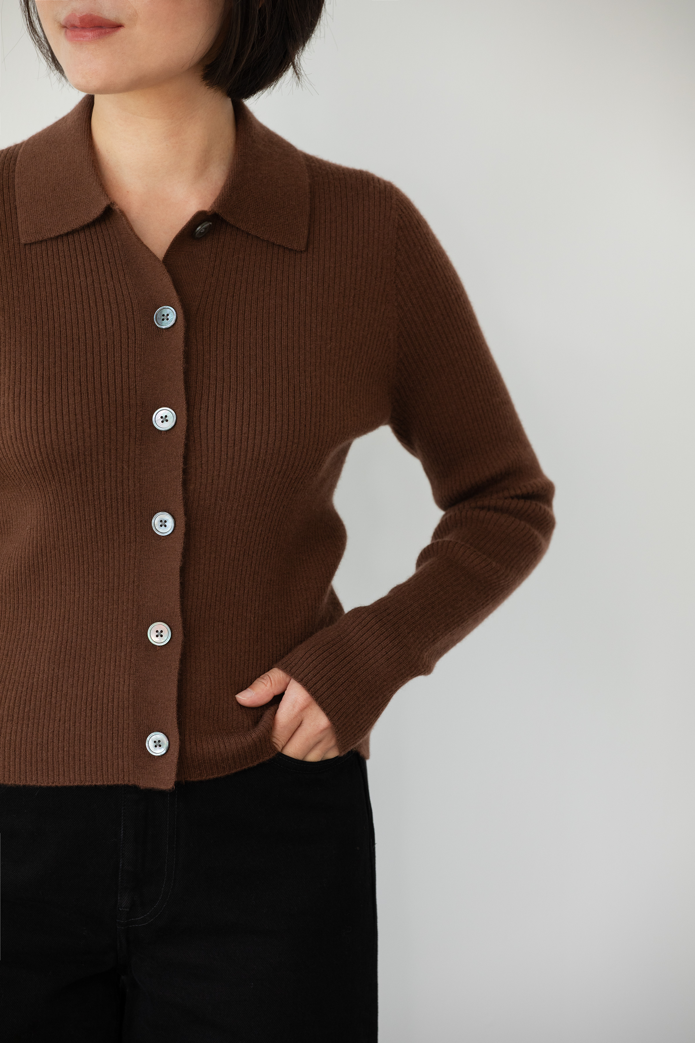 小金象 山羊绒100% 女春秋加厚精纺罗纹短款修身Polo翻领长袖开衫