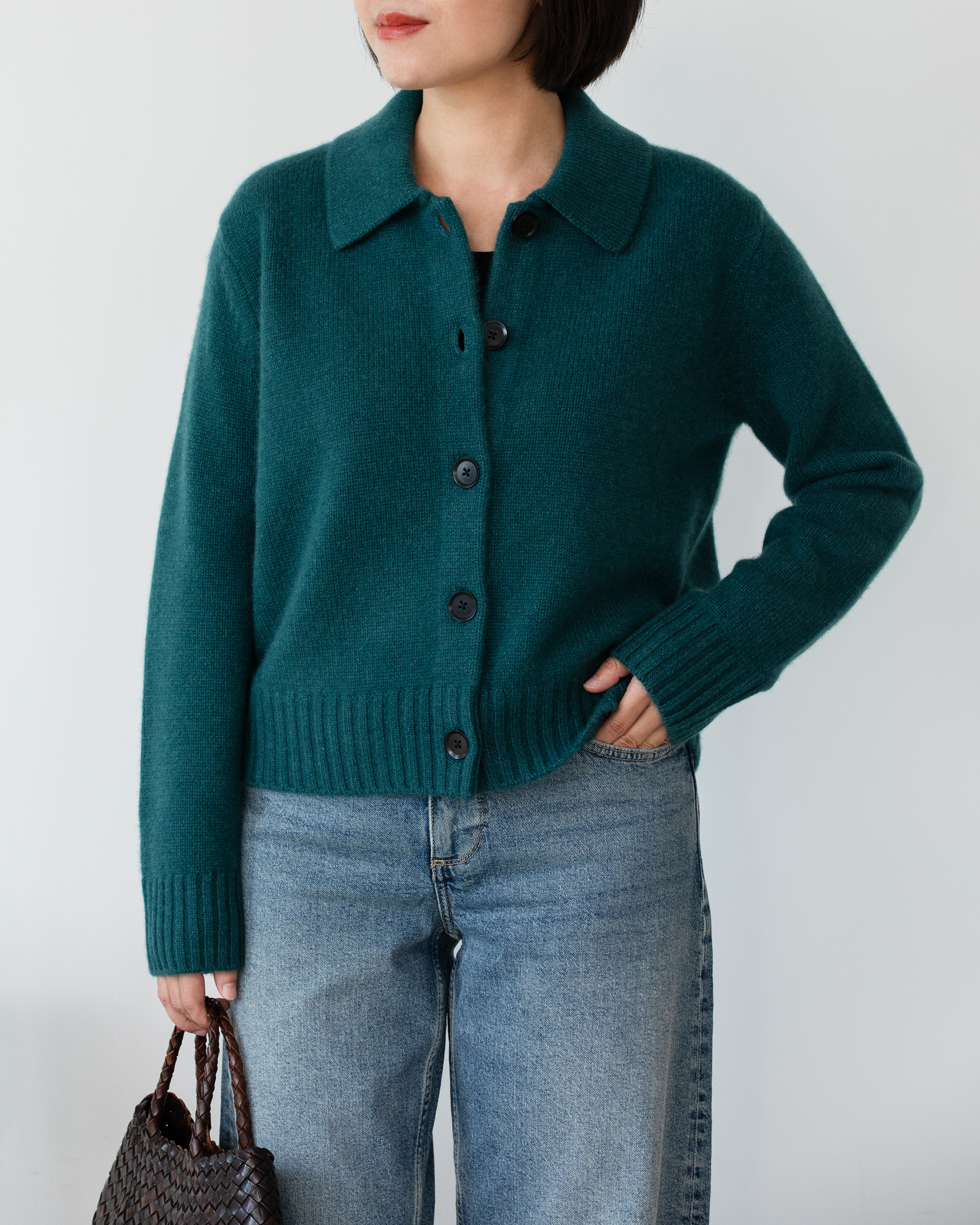 小金象 山羊绒100% 女5针4根纱加厚短款翻领纽扣宽松长袖开衫外套