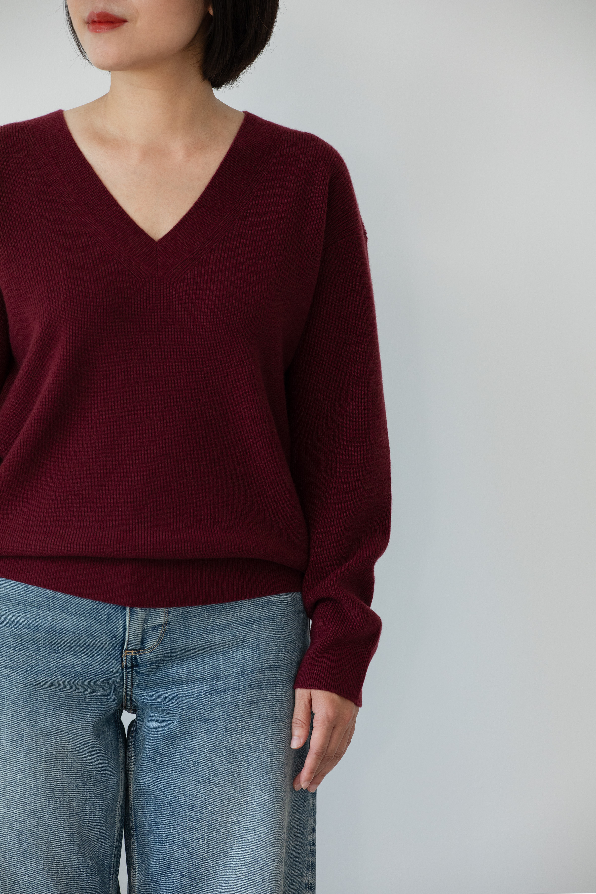 小金象 BABY CASHMERE100% 女小山羊绒单元宝V领落肩袖宽松套头衫