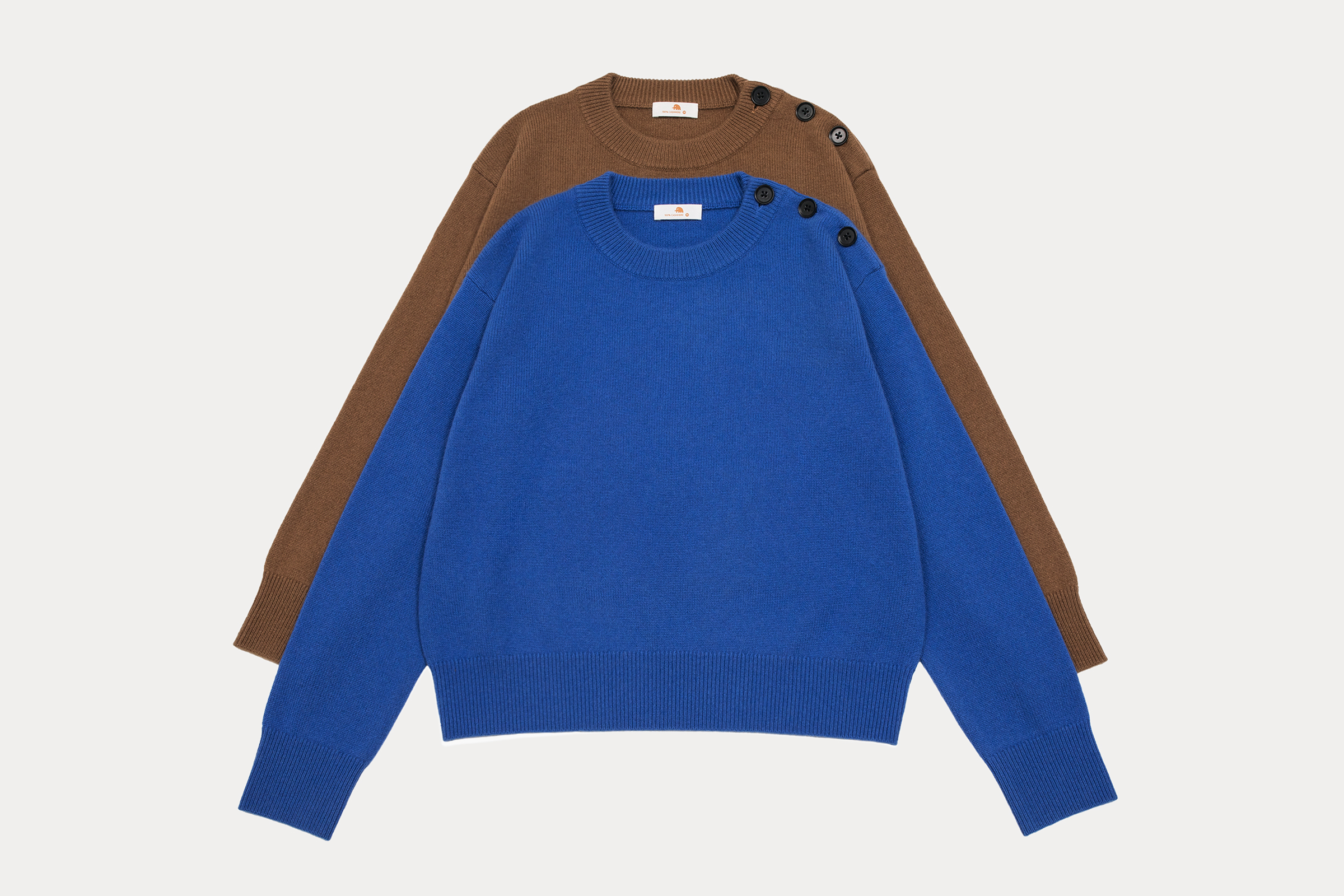 小金象 山羊绒100%复古学院女9针中厚圆领肩部纽扣落肩长袖套头衫