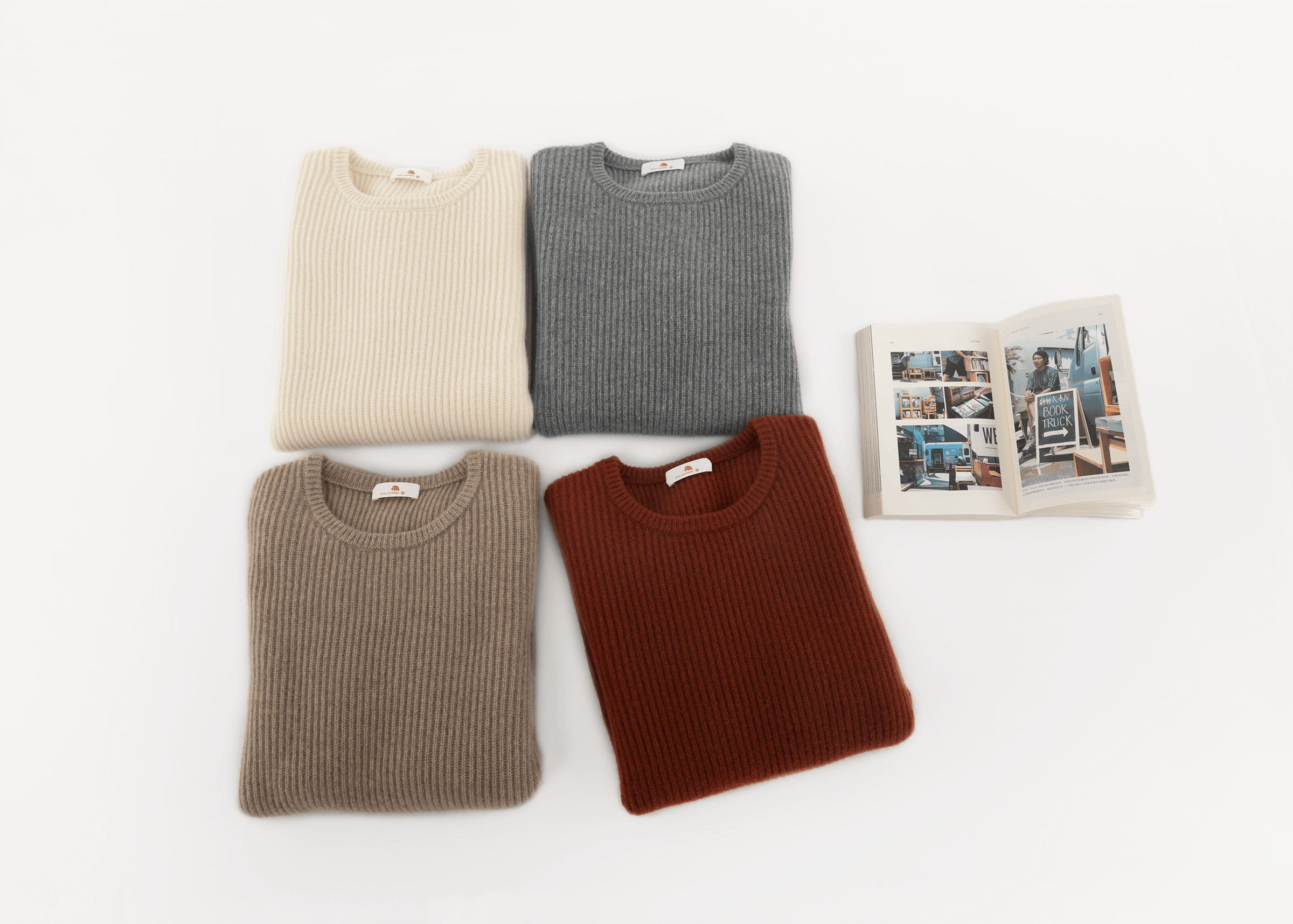 小金象 CASHMERE 100% - 温厚气质 9针男士双元宝圆领厚实羊绒衫