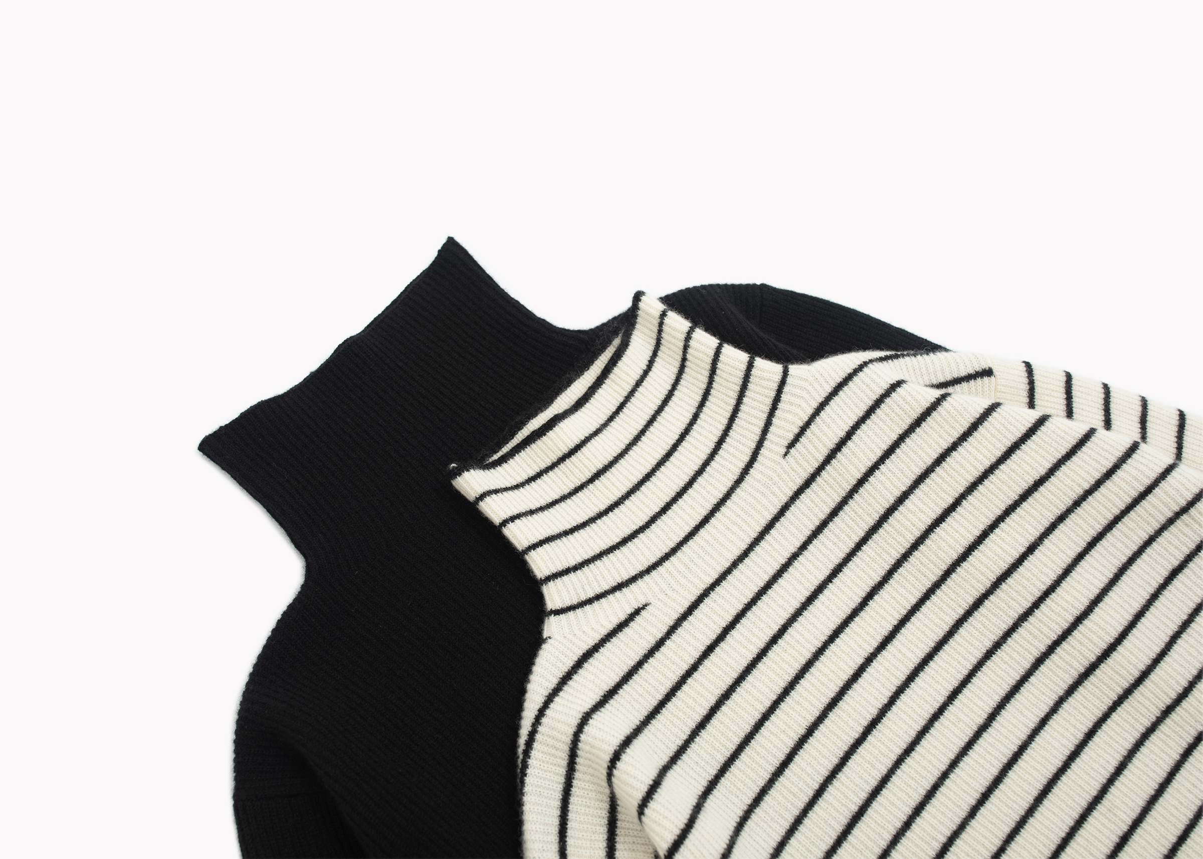 小金象 山羊绒100%-女中厚堆堆领高领细条纹修身打底套头衫康赛妮