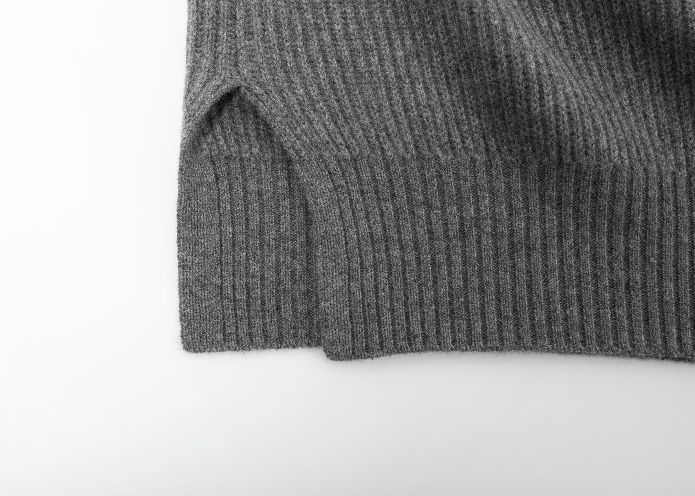 小金象 - 山羊绒100% -女9针宽松中长款背心半高圆领双元宝康赛妮