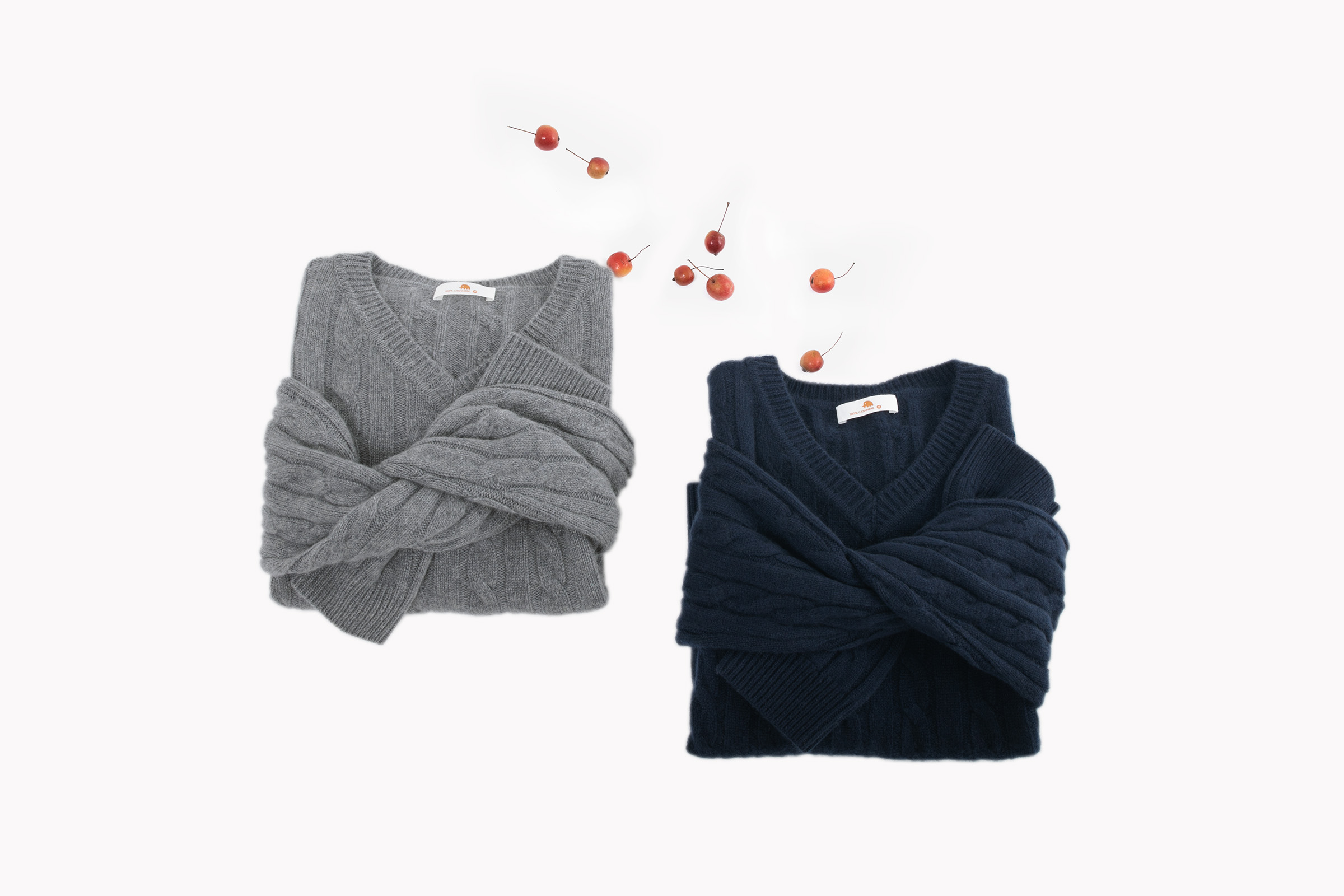 小金象 - 山羊绒100%-女5针加厚麻花小V领宽松短款套头长袖康赛妮