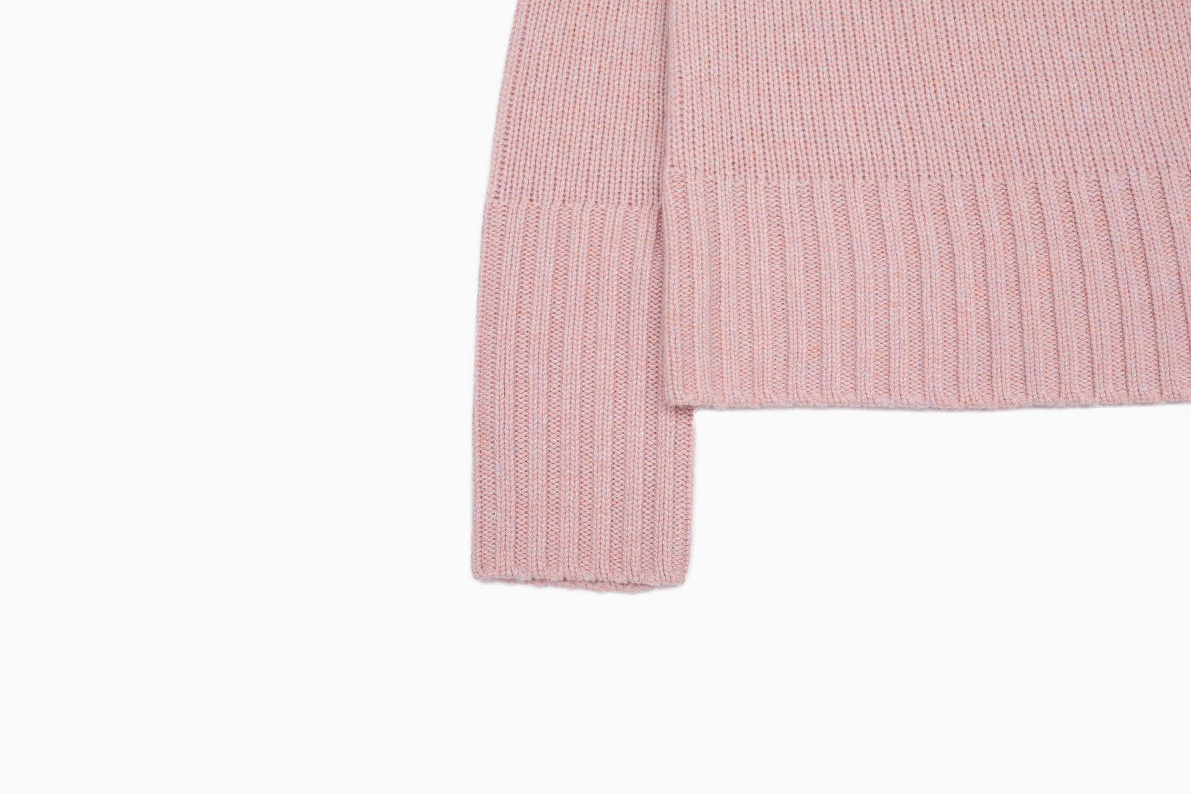 小金象 -山羊绒100% 女3针5根纱修身加厚小半高圆领套头衫康赛妮